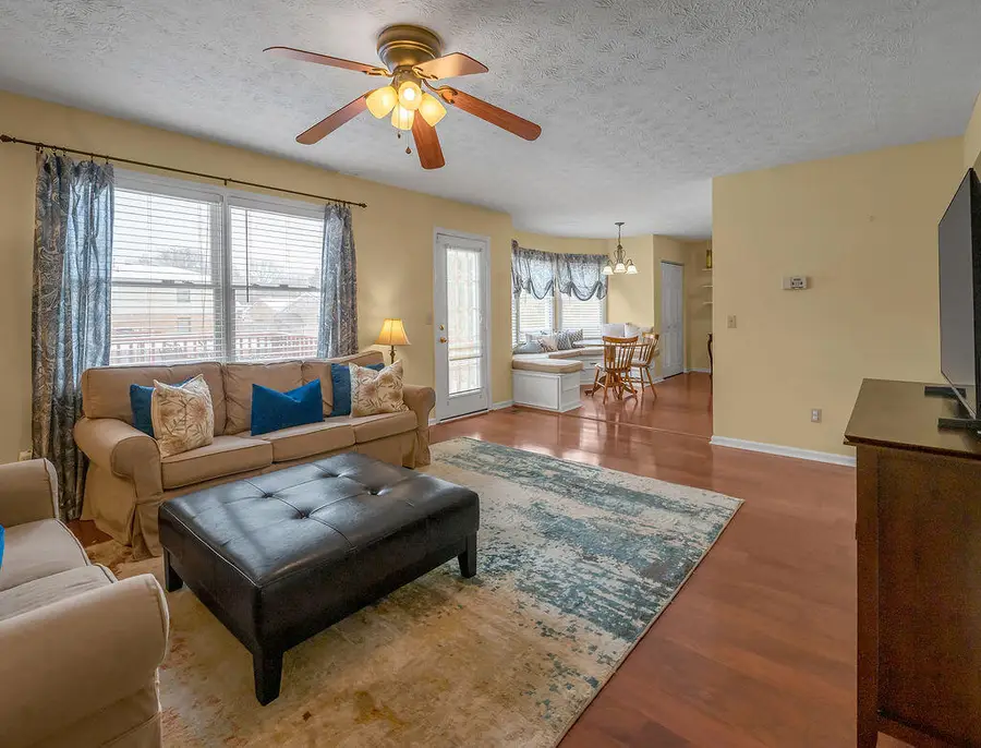 516 Sampson Drive, Frankfort, KY 40601 - #3