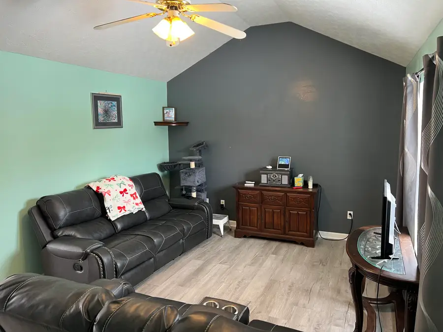 115 Watercrest Circle, Winchester, KY 40391 - #3