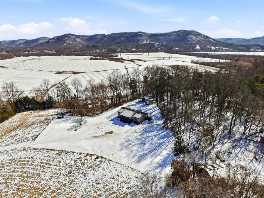 201 Shawnee Drive, Irvine, KY 40336 - #2