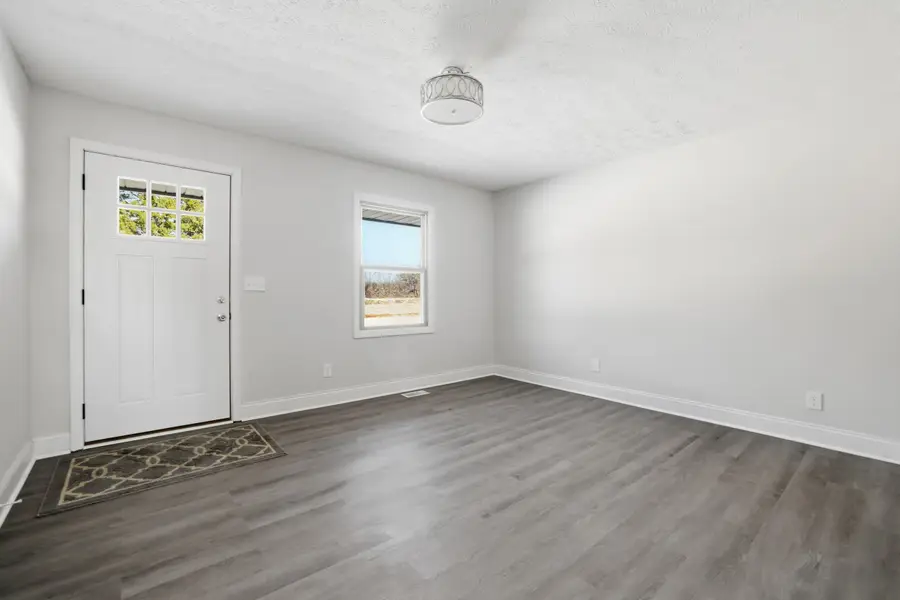 1501 Sand Hill Road, Irvine, KY 40336 - #3