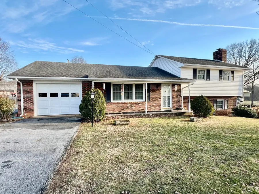 240 Hunter Street, Mount Vernon, KY 40456 - #3