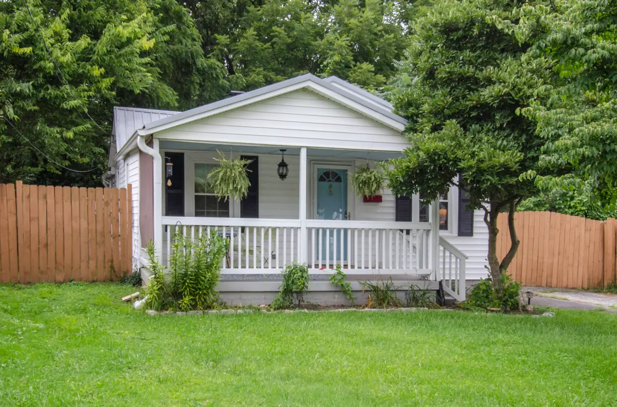 385 Sherman Avenue, Lexington, KY 40502 - #1