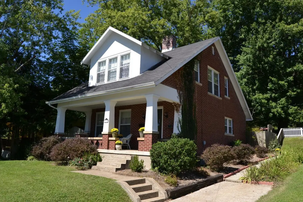 121 E 5th Street, Morehead, KY 40351 - #1