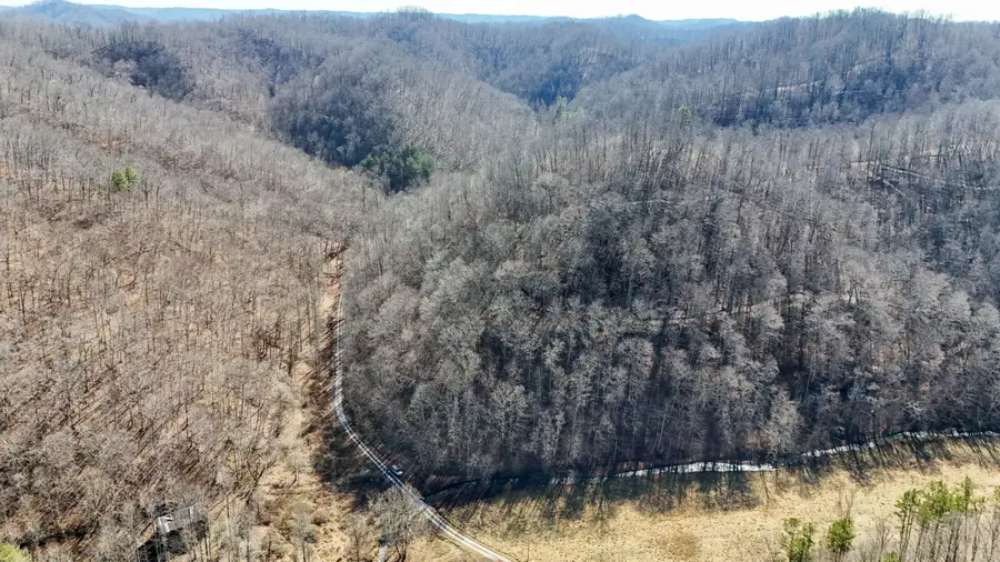 9999 Turkey Hollow Road, Oneida, KY 40972 - #2