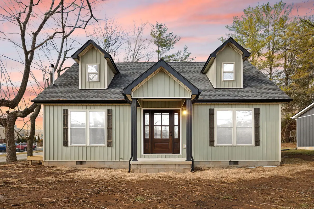 220 Newcomb Avenue, Mount Vernon, KY 40456 - #1