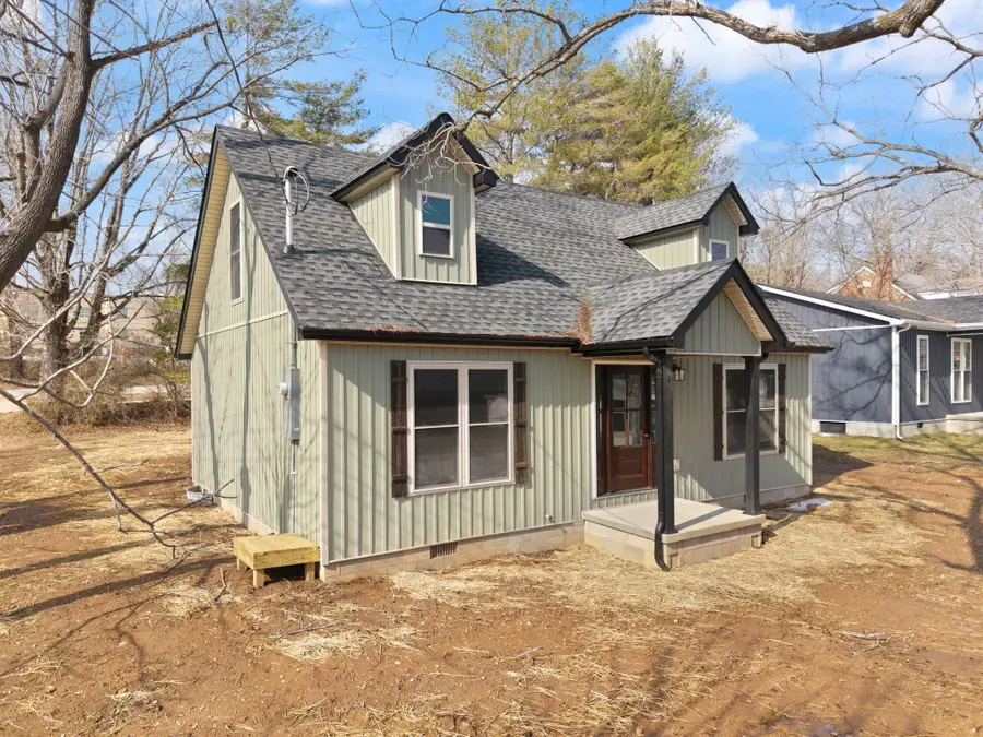 220 Newcomb Avenue, Mount Vernon, KY 40456 - #2