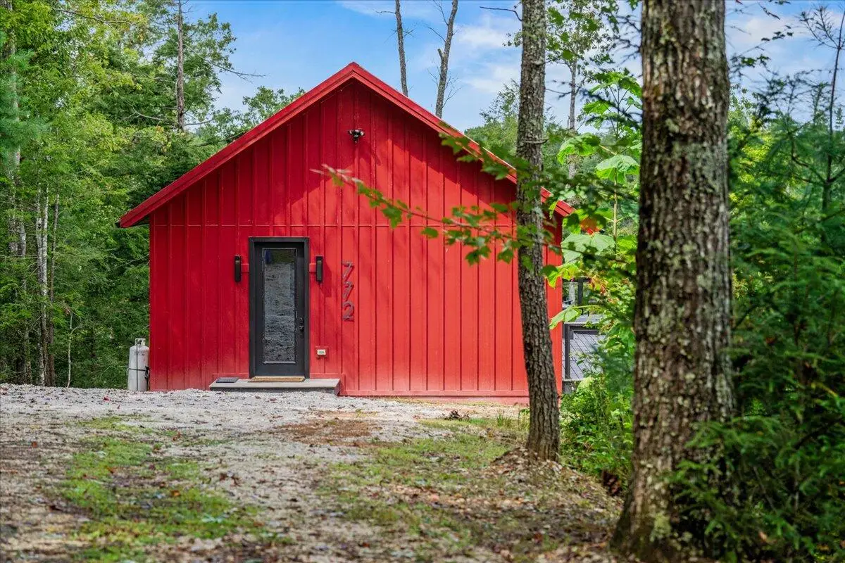 772 Chestnut Log Branch Road, Campton, KY 41301 - #1