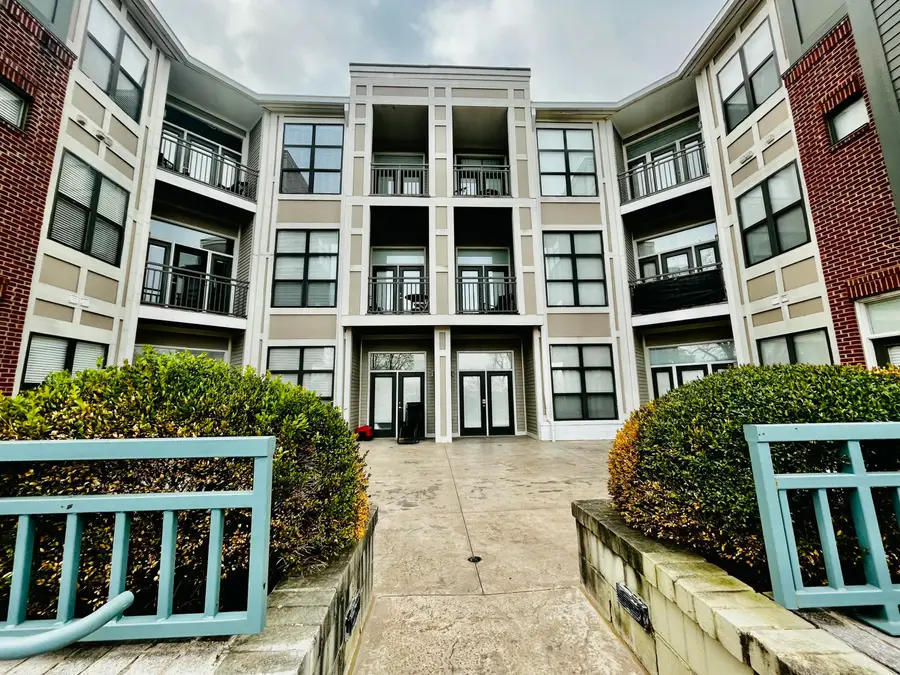 250 S Martin Luther King Boulevard #111, Lexington, KY 40508 - #2