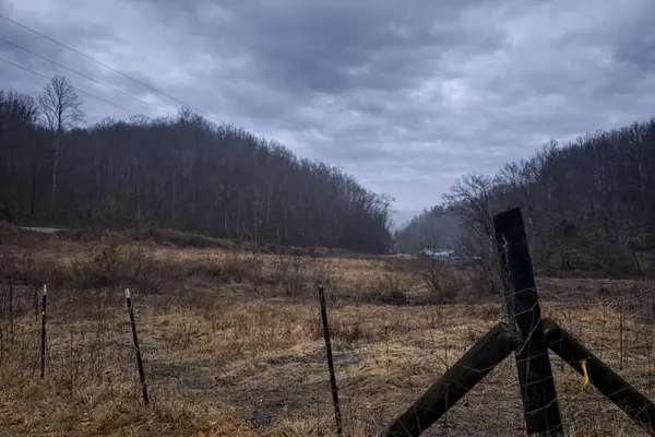 9999 Cr-1512, Woollum, KY 40906