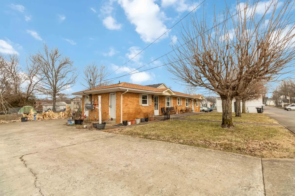 19 S Lucas Street, Junction City, KY 40440 - #1