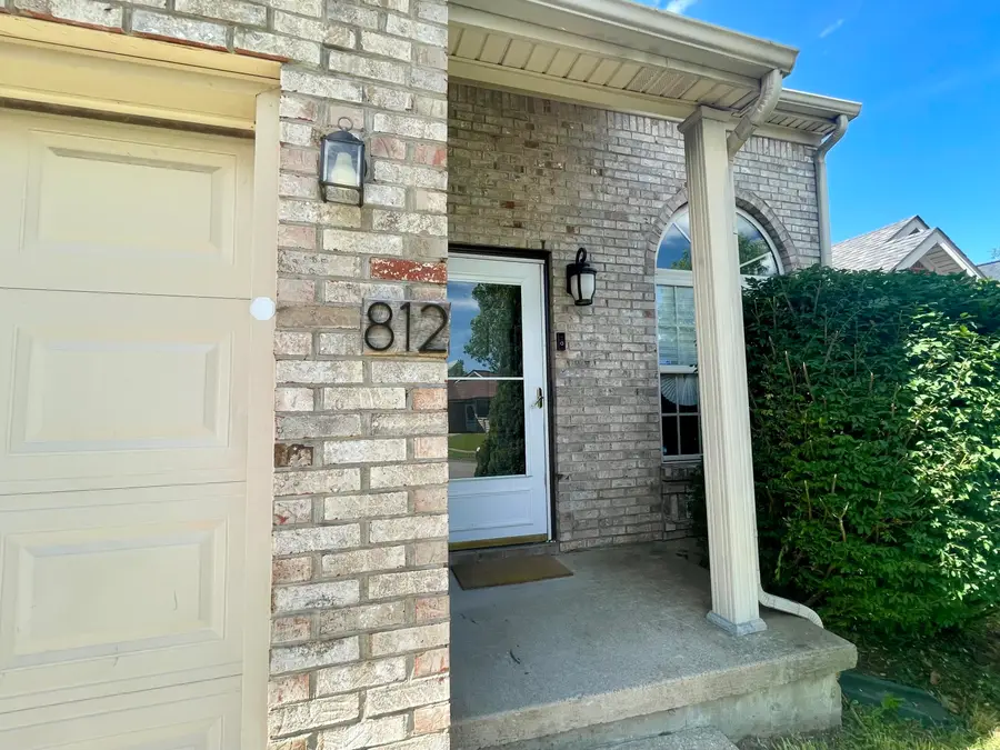 812 Statesman Way, Lexington, KY 40505 - #2