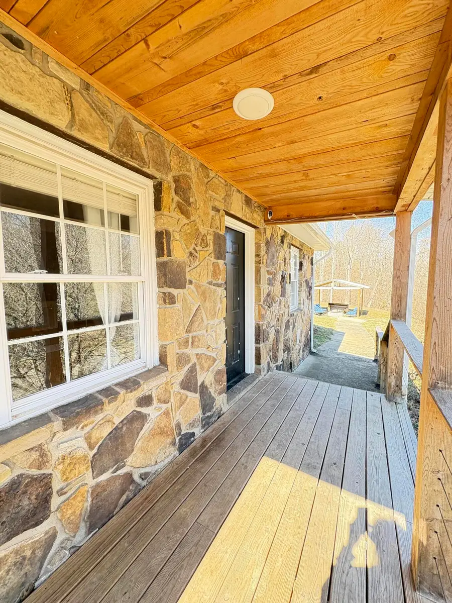 8209 Ky-11, Green Road, KY 40946 - #3