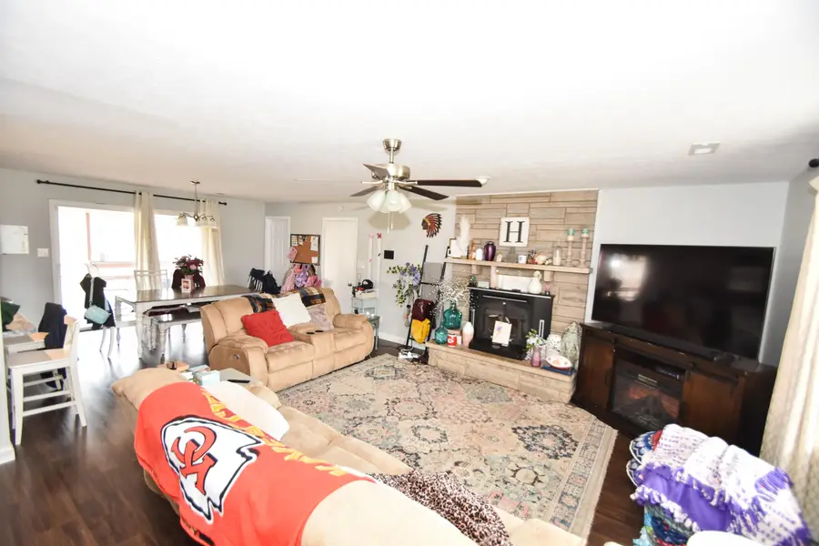 209 Hilltop Drive, Nancy, KY 42544 - #3