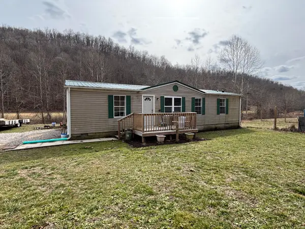 1026 Dog Trot Road, Frenchburg, KY 40322