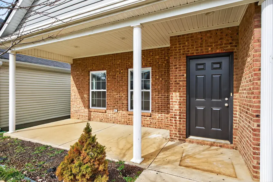 140 Mccowans Ferry Alley, Versailles, KY 40383 - #3