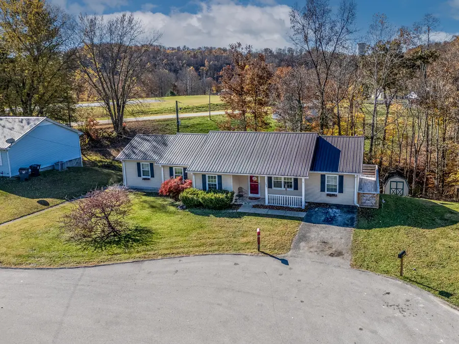 105  Poplar Ct, West Liberty, KY 41472 - #3