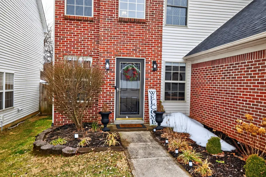 588 Wellington Gardens Drive, Lexington, KY 40503 - #3