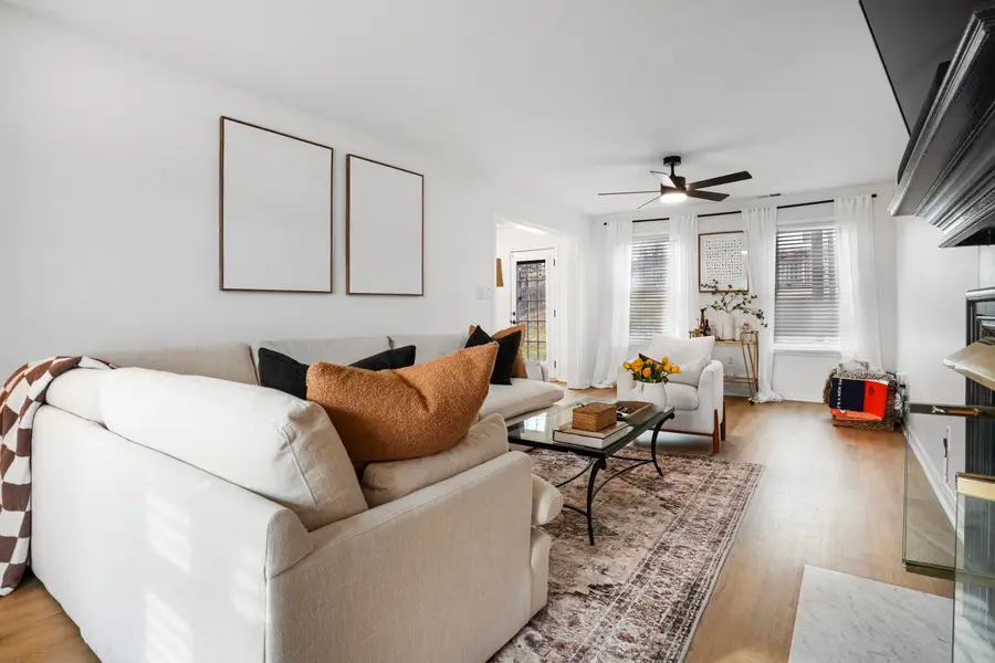 489 Amberley Drive, Lexington, KY 40515 - #3