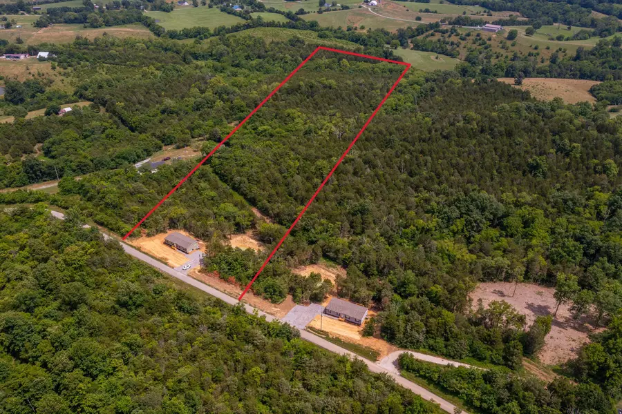 306 Parsons Lane, Harrodsburg, KY 40330 - #2