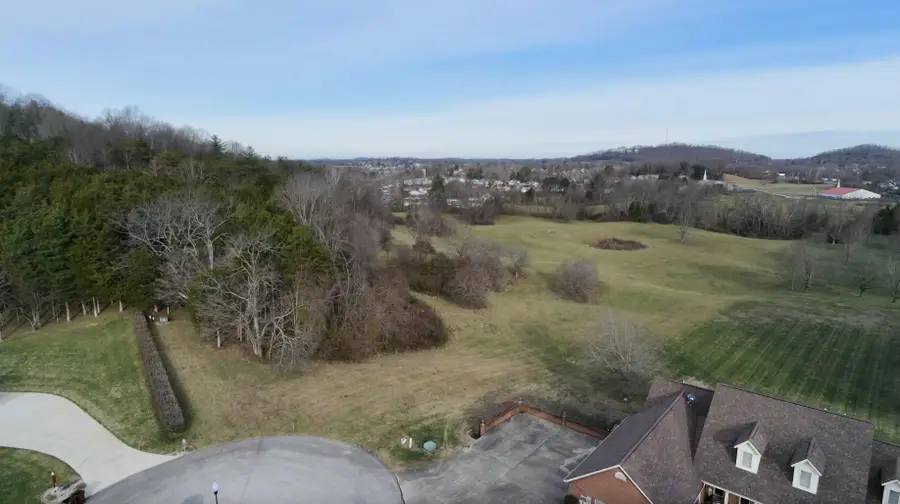 717 Commodore Drive, Somerset, KY 42501 - #2