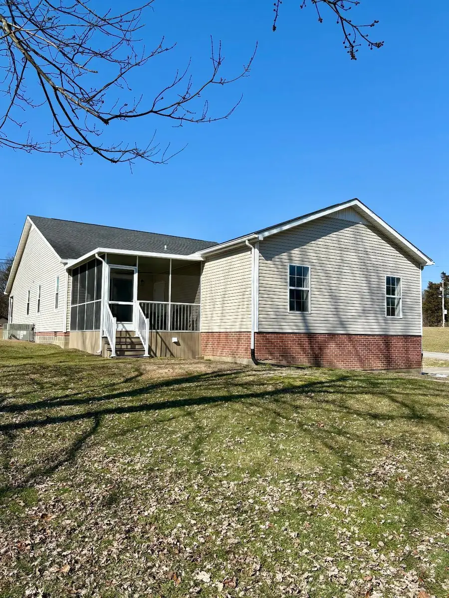 28 Lakepointe Drive, Corbin, KY 40701 - #3