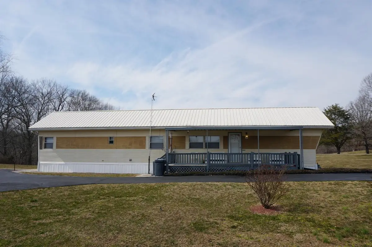 289 Tug Branch Road, Clay City, KY 40312 - #1