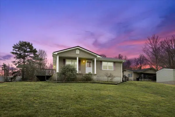 90 Cowbell Avenue, Williamsburg, KY 40769