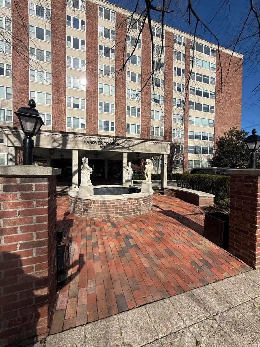 101 S Hanover Avenue #8K, Lexington, KY 40502 - #3