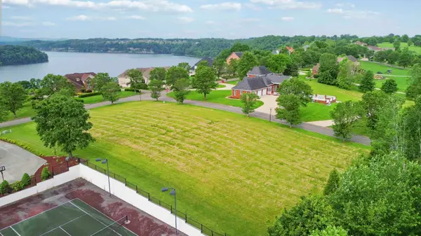 LT 43  E Waitsboro Drive, Somerset, KY 42503