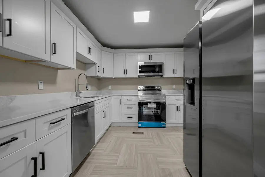 2052 St Michael Drive, Lexington, KY 40502 - #3