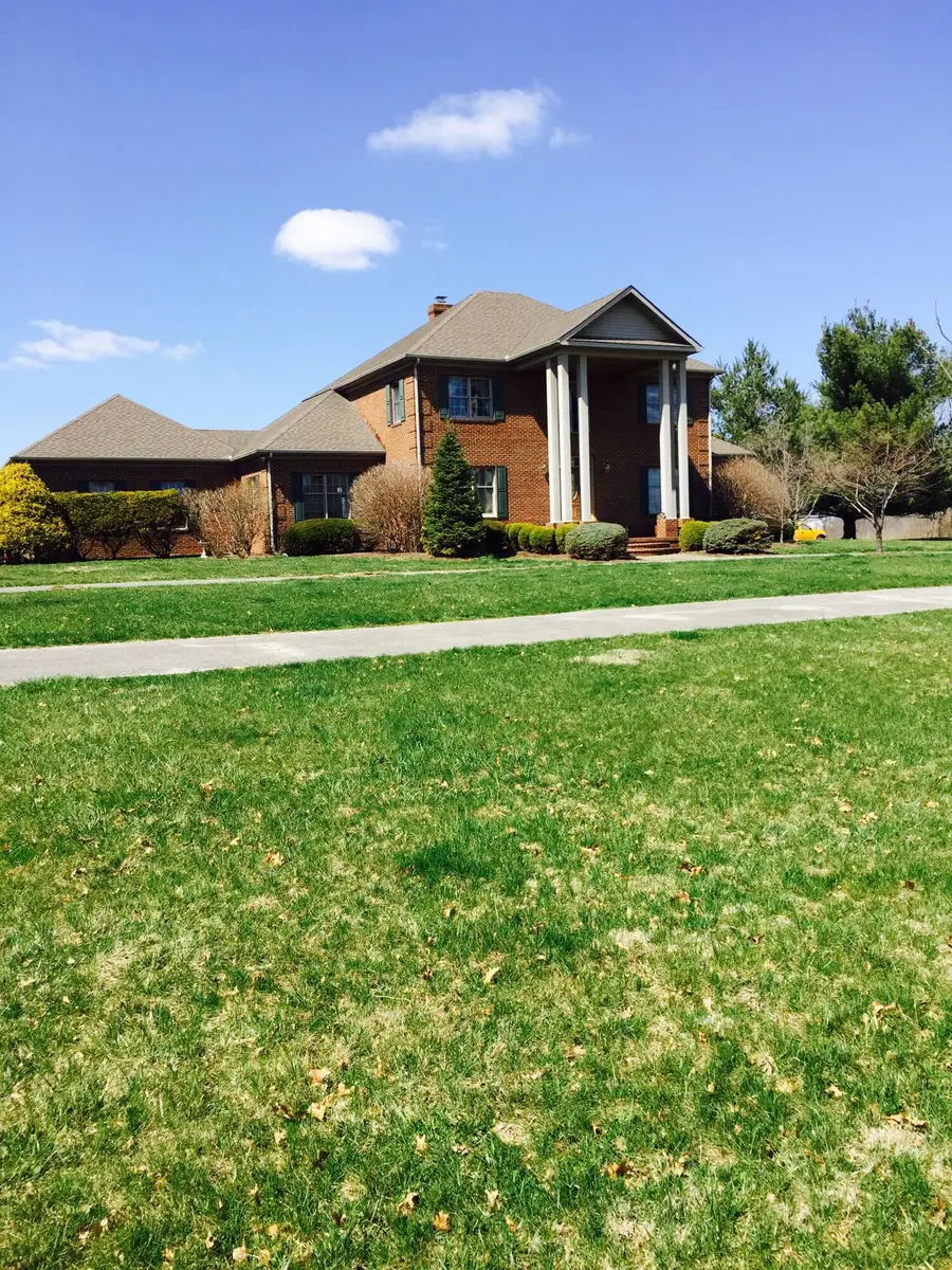 4440 Lexington Road, Paris, KY 40361 - #3