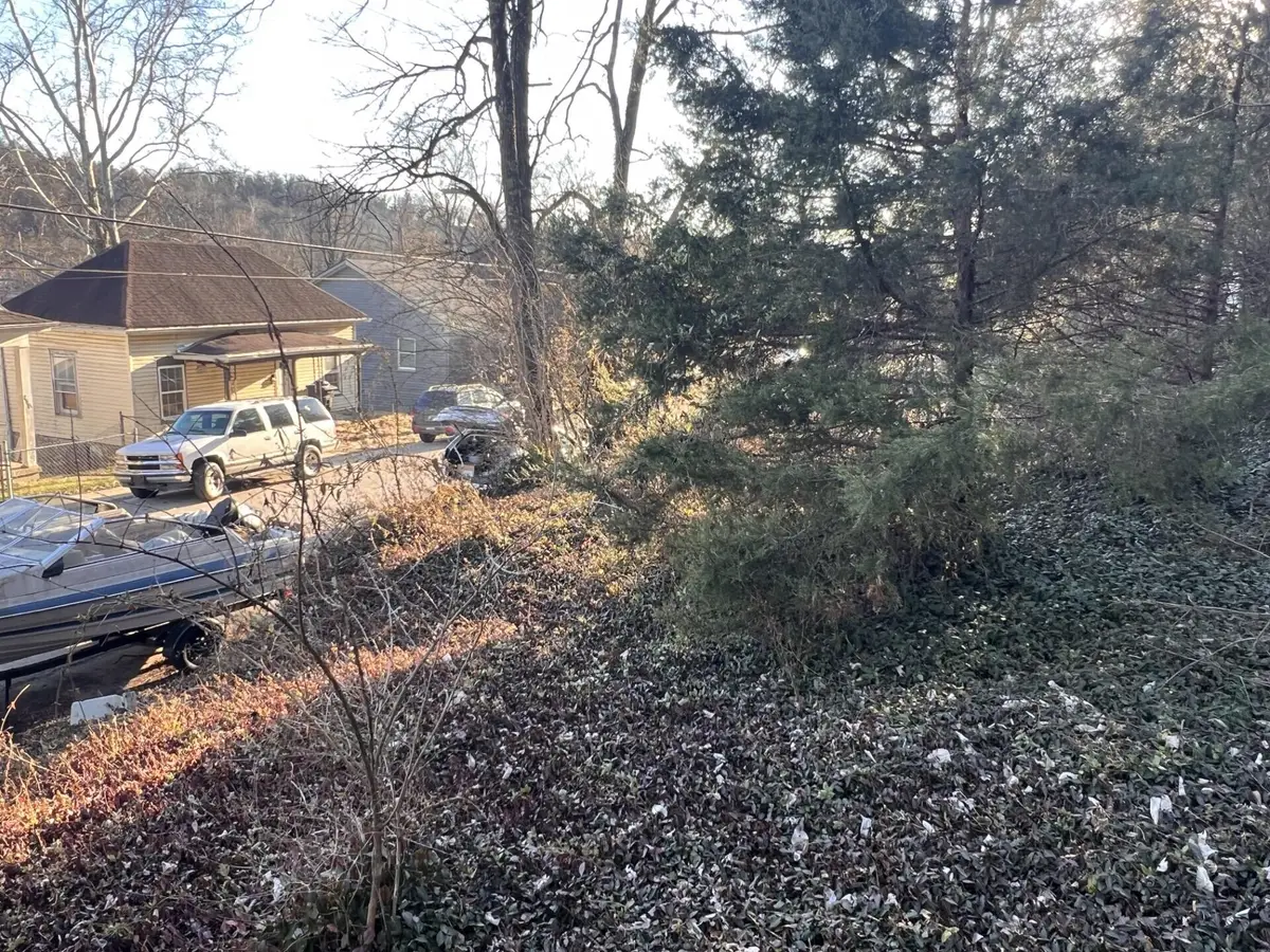 424 Owenton Avenue, Frankfort, KY 40601 - #1