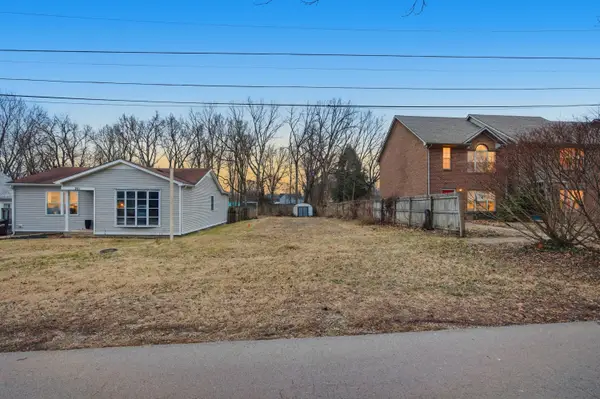 217 E Higgins Street, Midway, KY 40347