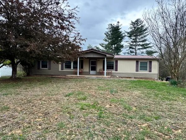 693 Scotts Chapel Road, Jamestown, KY 42629