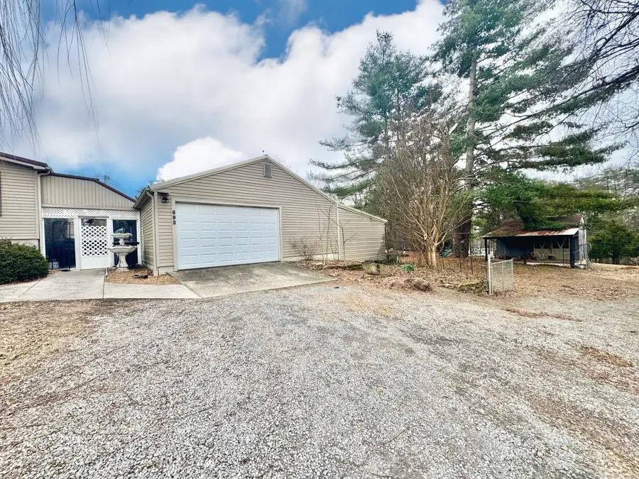 693 Scotts Chapel Road, Jamestown, KY 42629 - #2