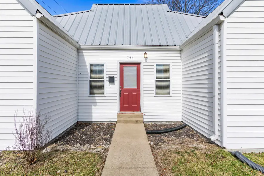 754 E Main Street, Frankfort, KY 40601 - #3