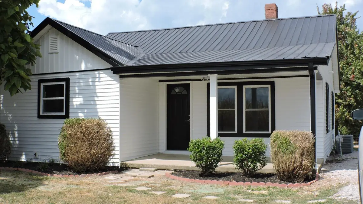 7624 W Tunnel Hill Road, Sharpsburg, KY 40374 - #1