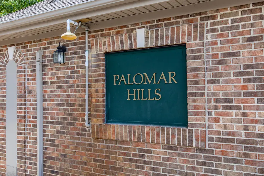 4301 Gum Tree Lane, Lexington, KY 40513 - #3