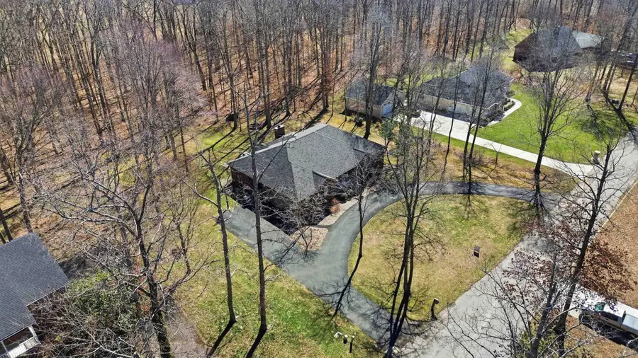 109 Shelby Lane, Stanford, KY 40484 - #3