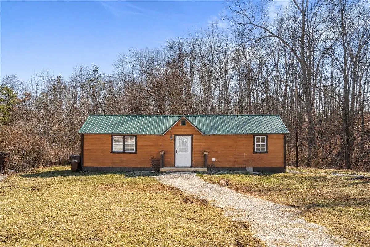 105 Patricia Rd, Clay City, KY 40312 - #1