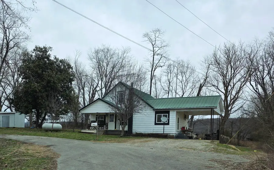 427 Smith Chapel Road, Albany, KY 42602 - #3