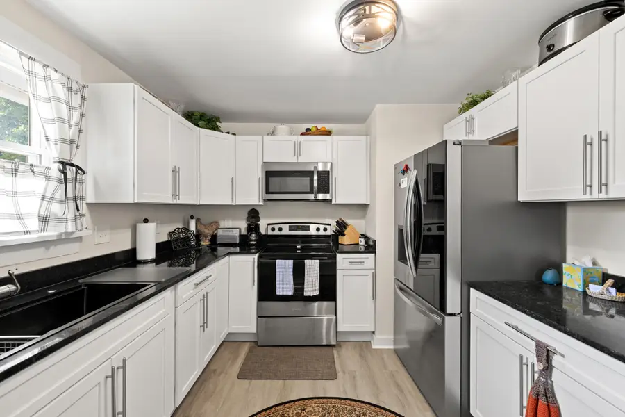 217 N Middletown Road, Paris, KY 40361 - #3