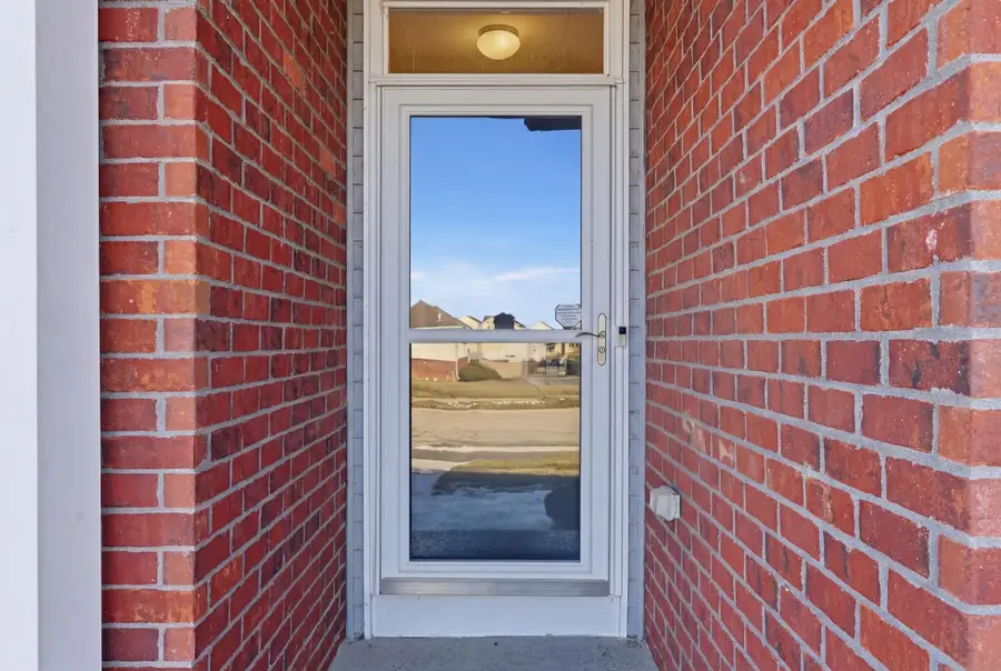 225 St Regis Drive, Shelbyville, KY 40065 - #2