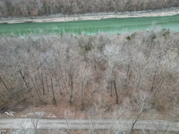 26 Colonel Drive, Burnside, KY 42519