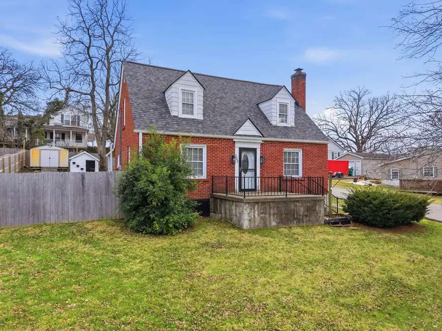 531 Fairway Drive, Harrodsburg, KY 40330 - #2