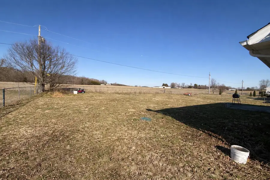 5072 E Highway 635, Science Hill, KY 42553 - #3