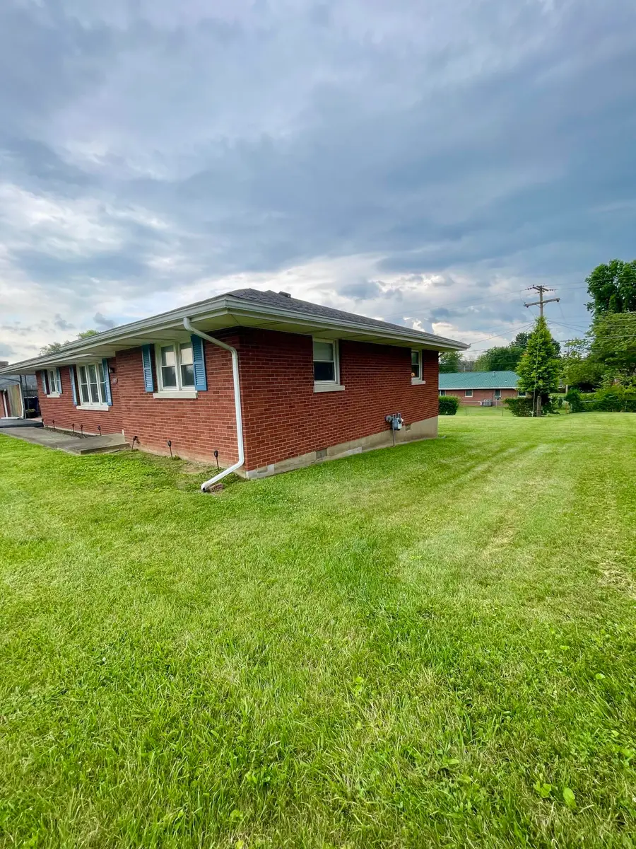 192 W Mason Avenue, Danville, KY 40422 - #2
