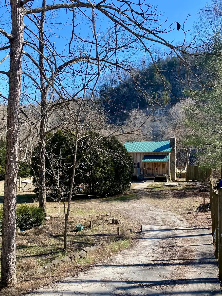 300 Palisades Road, Harrodsburg, KY 40330 - #2