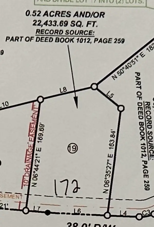 172 Woods Creek Lake Drive, Somerset, KY 42503