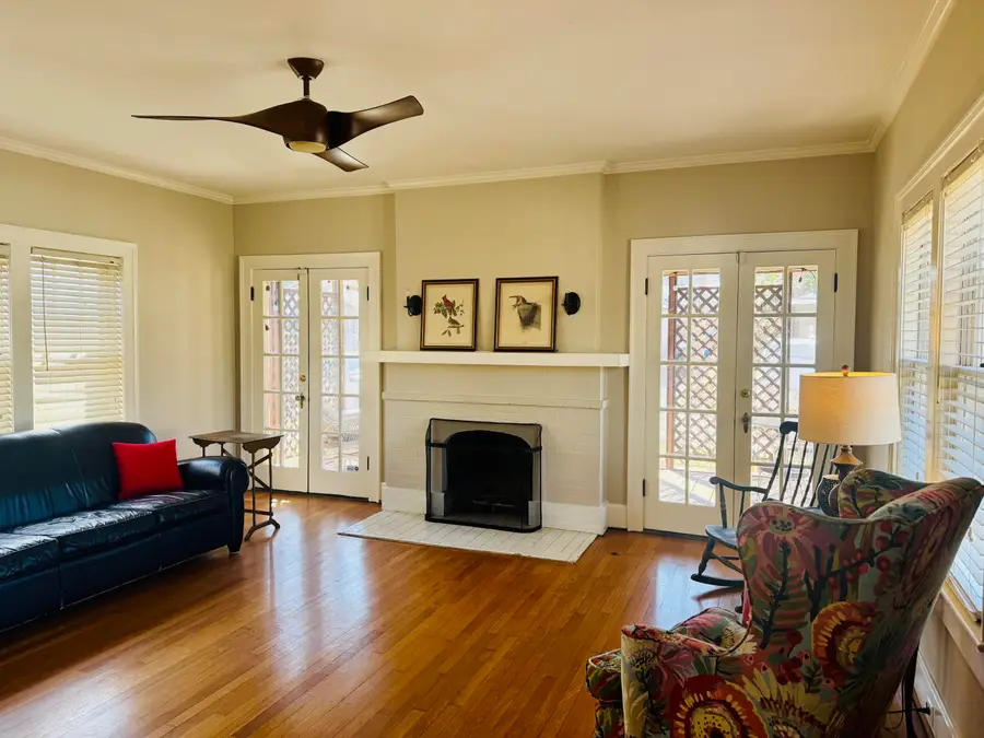 909 Aurora Avenue, Lexington, KY 40502 - #3